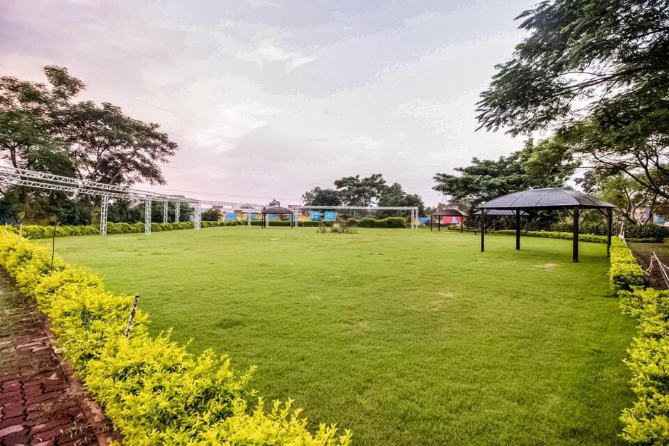 Panorama Country Club And Resort Āsansol Extérieur photo