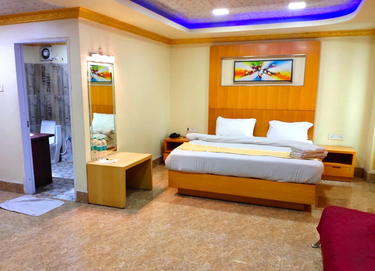 Panorama Country Club And Resort Āsansol Extérieur photo