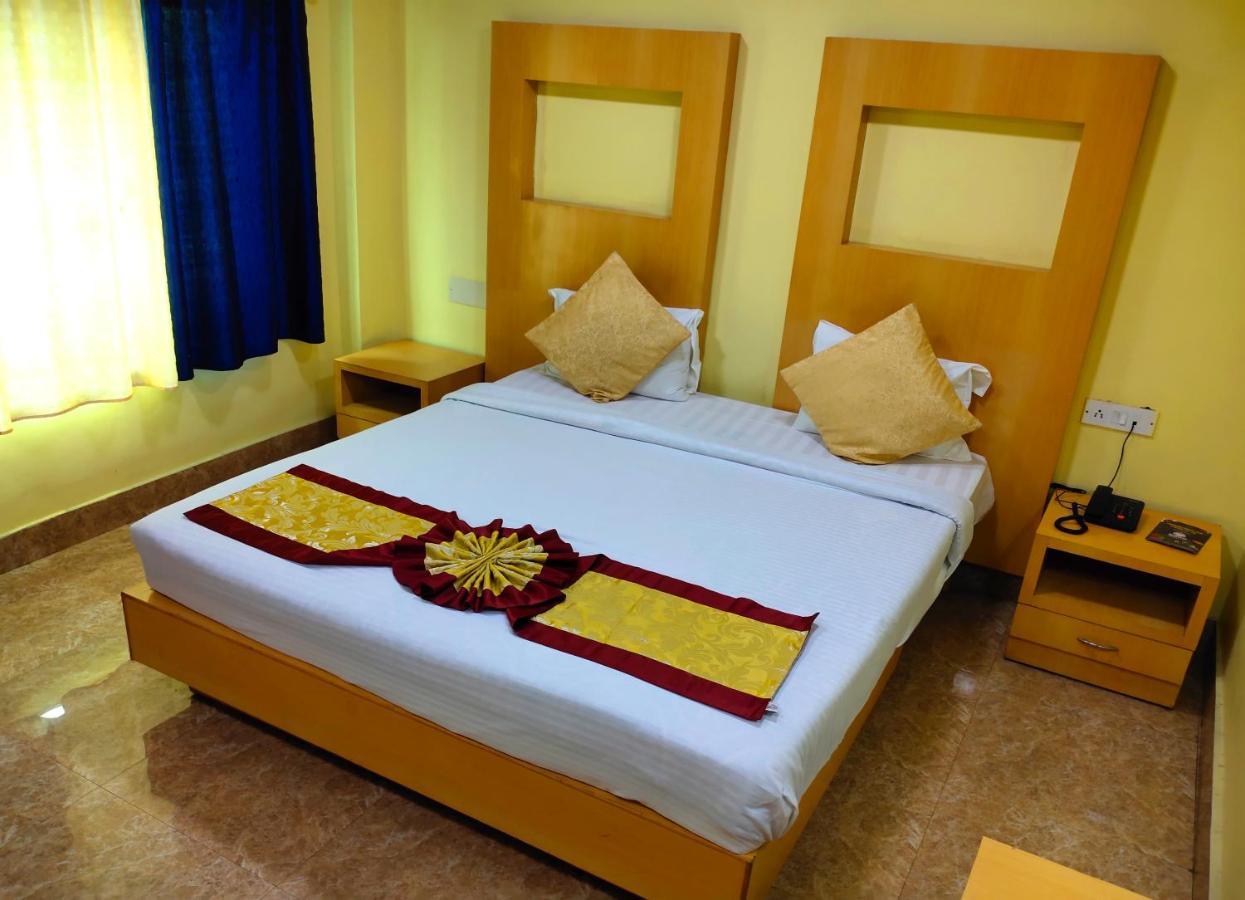 Panorama Country Club And Resort Āsansol Extérieur photo